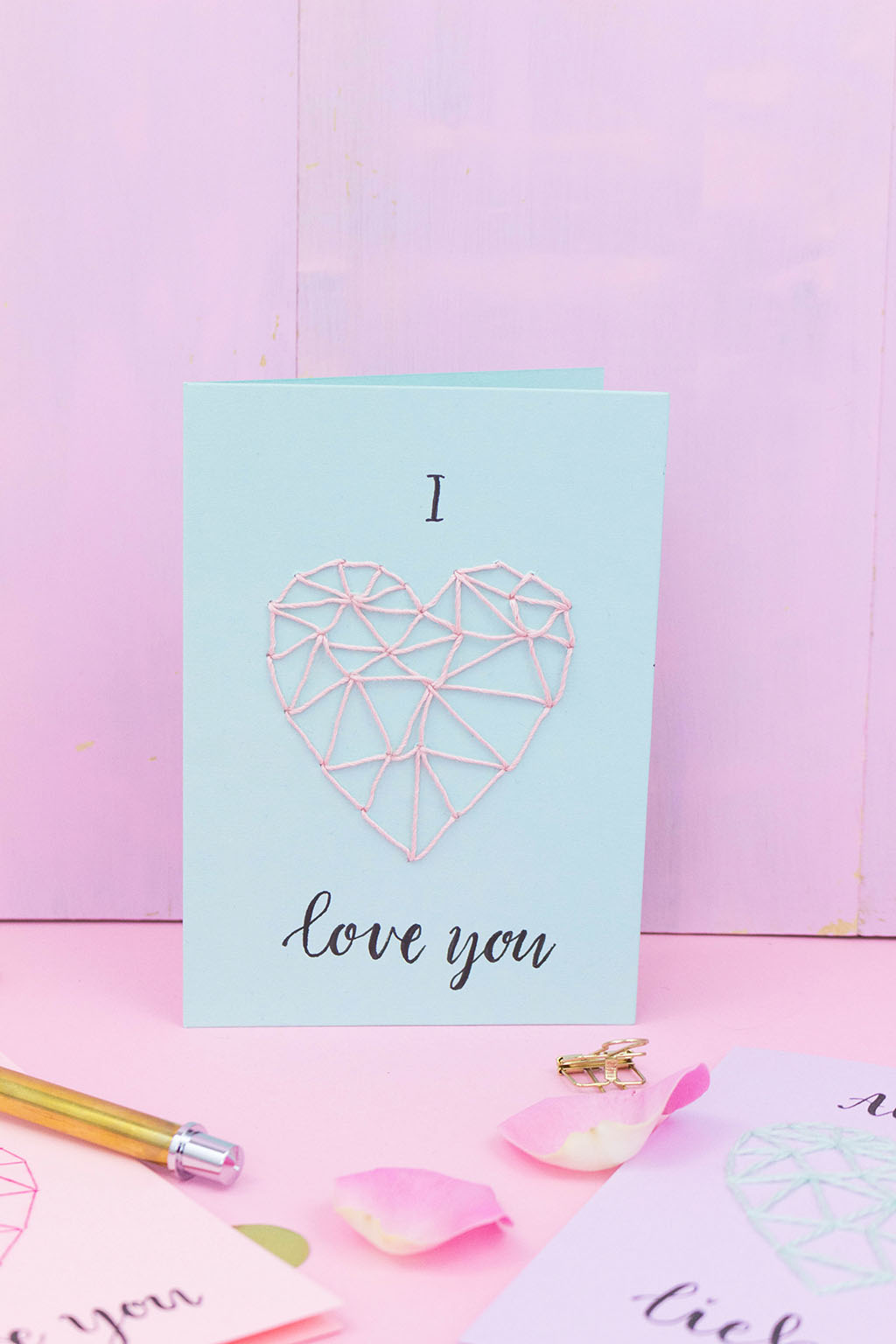 DIY Blog, Deko, Geschenke, Lettering mit Herz, Valentinskarte, Karte zum Valentinstag nähen