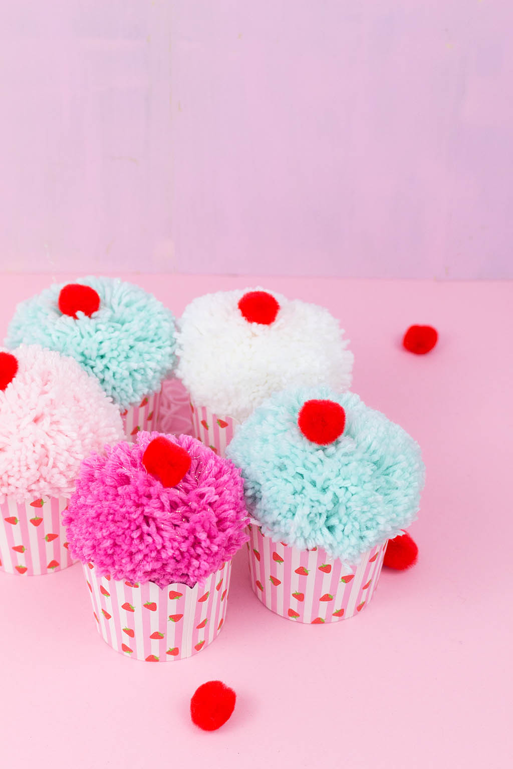 Diy Partydeko Pompon Cupcake Girlande Basteln