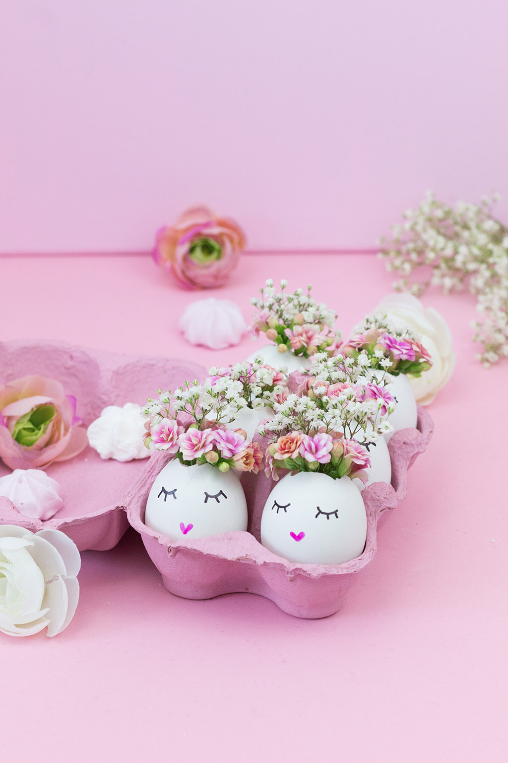 Frau Liebling - DIY Blog - Deko, Geschenke, Lettering - DIY Osterdeko: Vasen aus Eierschalen basteln - Ostereier kreativ gestalten