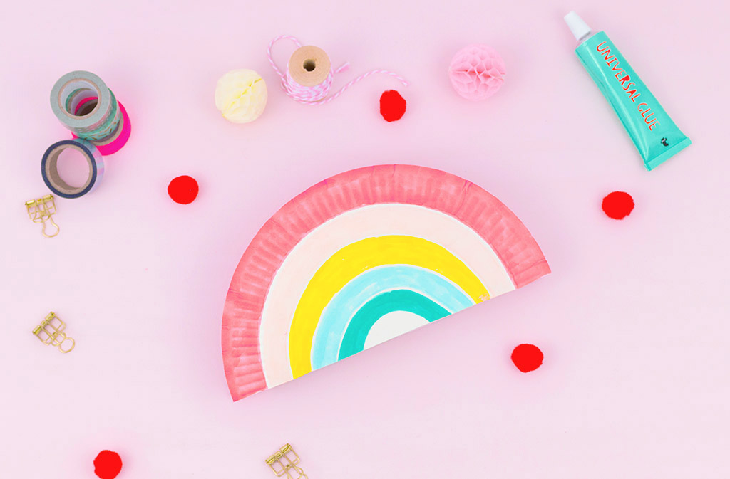 Frau Liebling - DIY Blog - Deko, Geschenke, Lettering - DIY Regenbogen Utensilo aus Papptellern