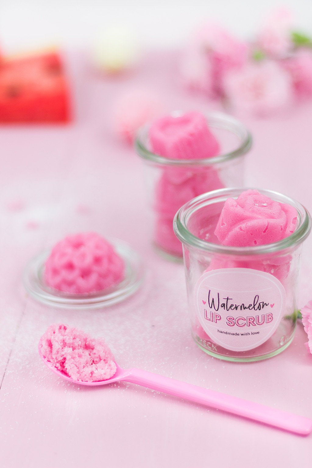 frau liebling - diy blog - deko, geschenke, lettering, DIY Kosmetik - Geschenk zum Muttertag - Watermelon Sugar Lip Scrub