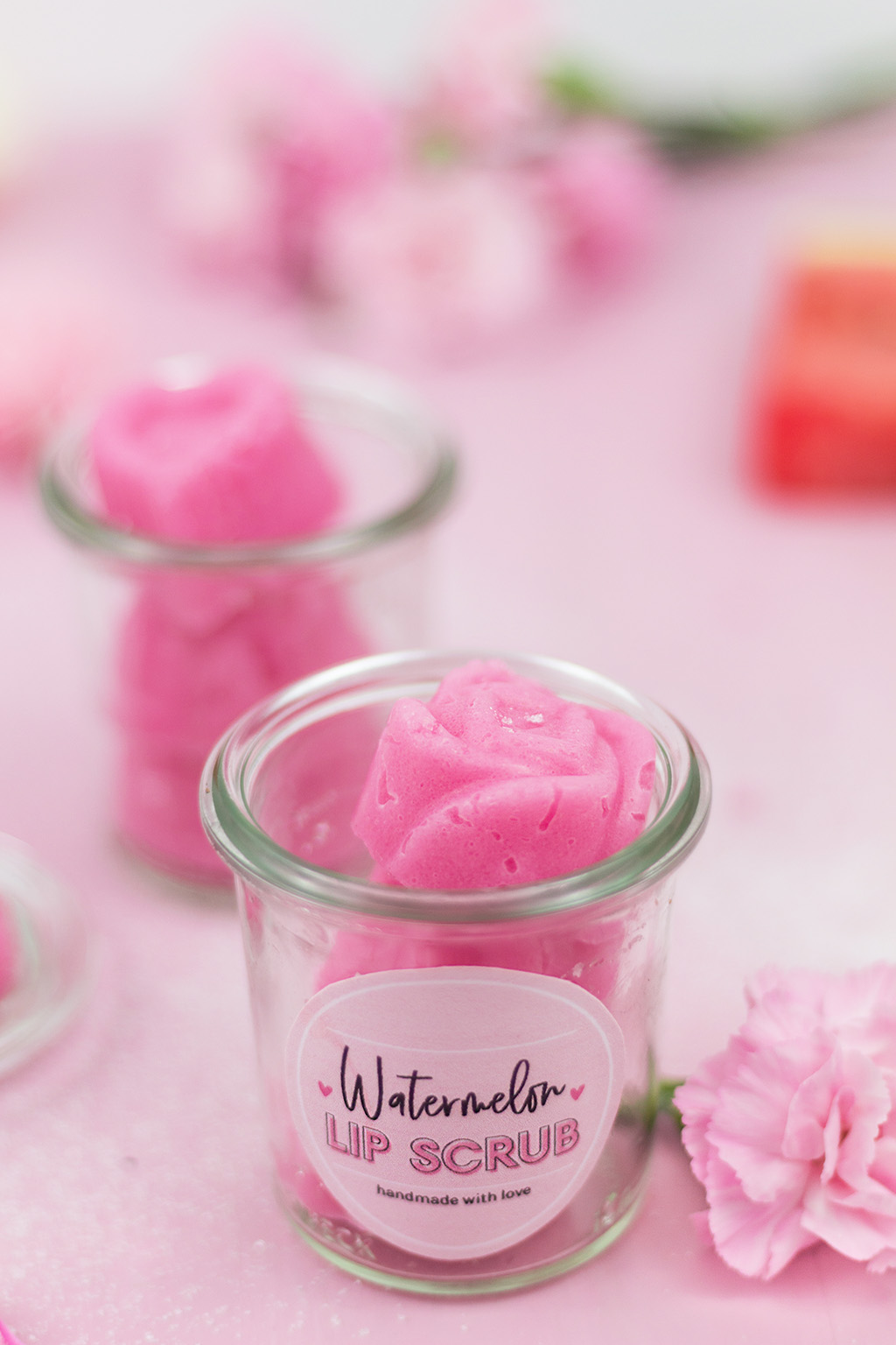frau liebling - diy blog - deko, geschenke, lettering, DIY Kosmetik - Geschenk zum Muttertag - Watermelon Sugar Lip Scrub