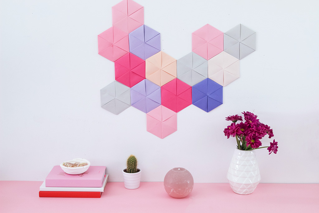 DIY Wanddeko aus Papier: Origami Hexagon falten