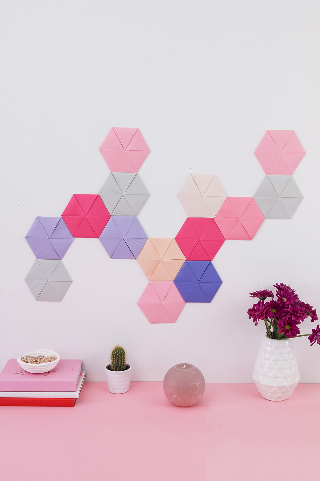 DIY Wanddeko aus Papier: Origami Hexagon falten