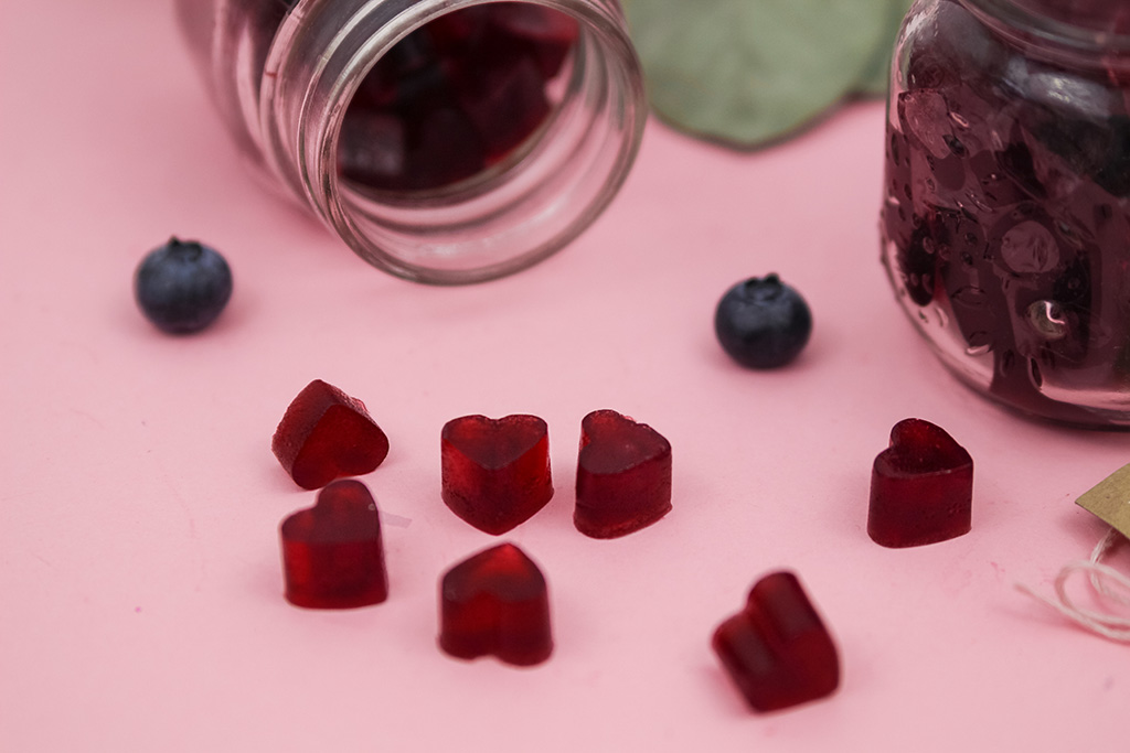 Frau Liebling - DIY Blog - Deko, Geschenke, Lettering - Veganes Fruchtgummi selber machen, einfaches Rezept