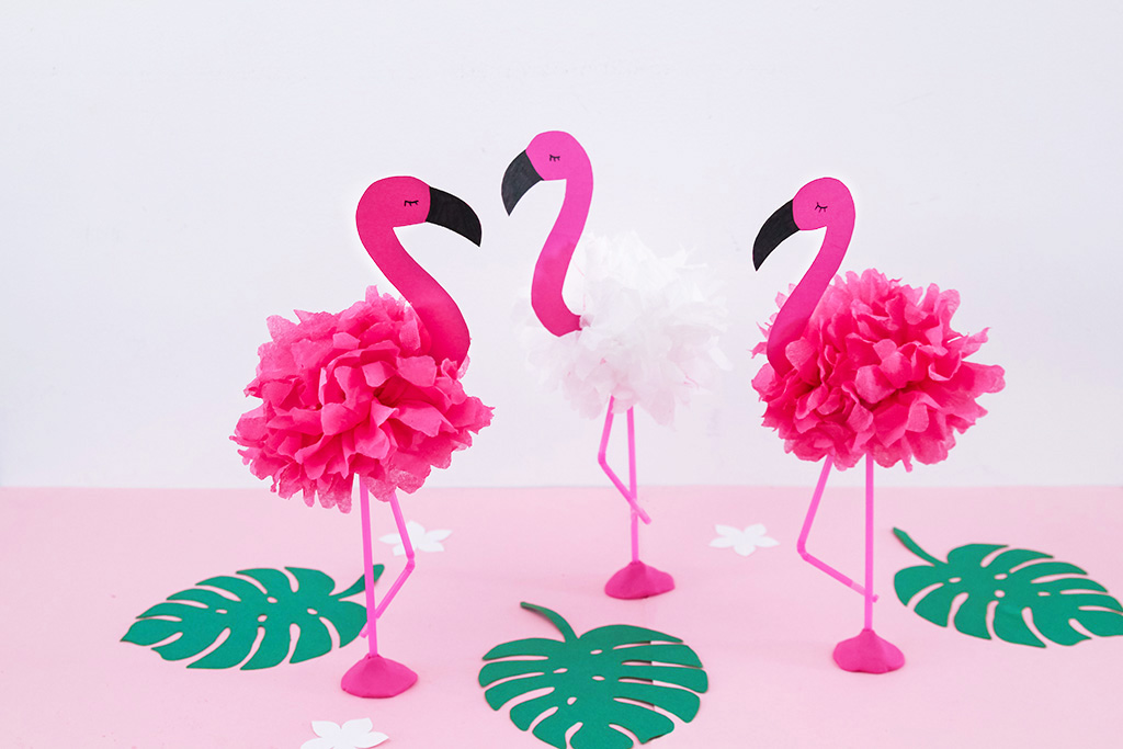 Diy Pompon Flamingos Basteln Ideale Deko Fur Die Nachste