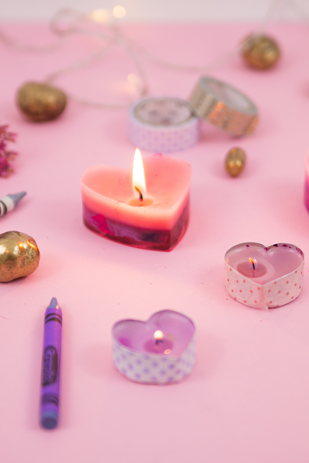 Frau Liebling - DIY Blog - Deko, Geschenke, Lettering - DIY aus Wachsmalstiften: Herz Kerzen selber machen
