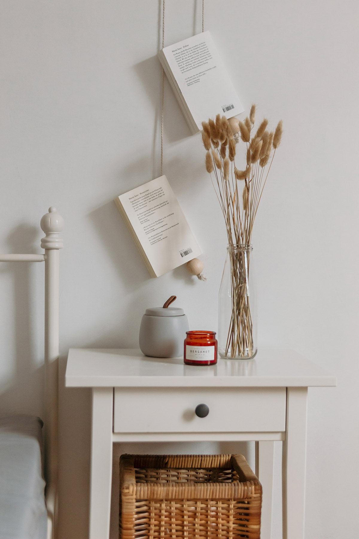DIY Magazinhänger - minimalistische Wandaufhängung - Frau Liebling - diy blog